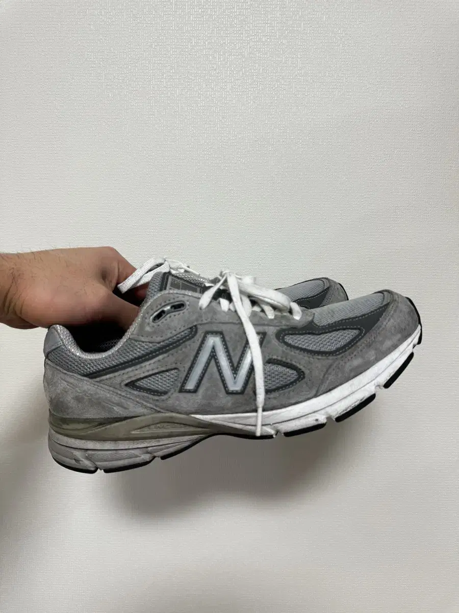 뉴발란스 990v4 275